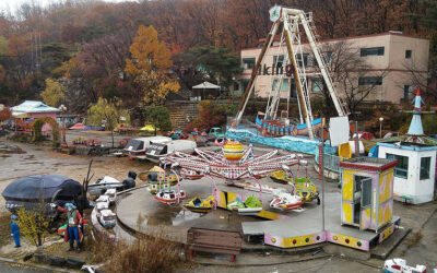 Yongma Land Insists